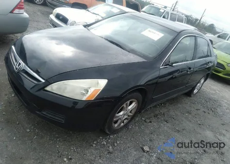 2006 Honda Accord 2.4 Se z USA, uszkodzony, nr VIN 1HGCM56346A179406